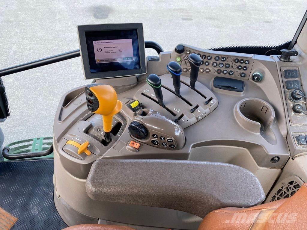 John Deere 6120R Трактори