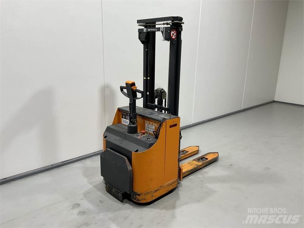 Still EGV-S13 Самоходни товарачи