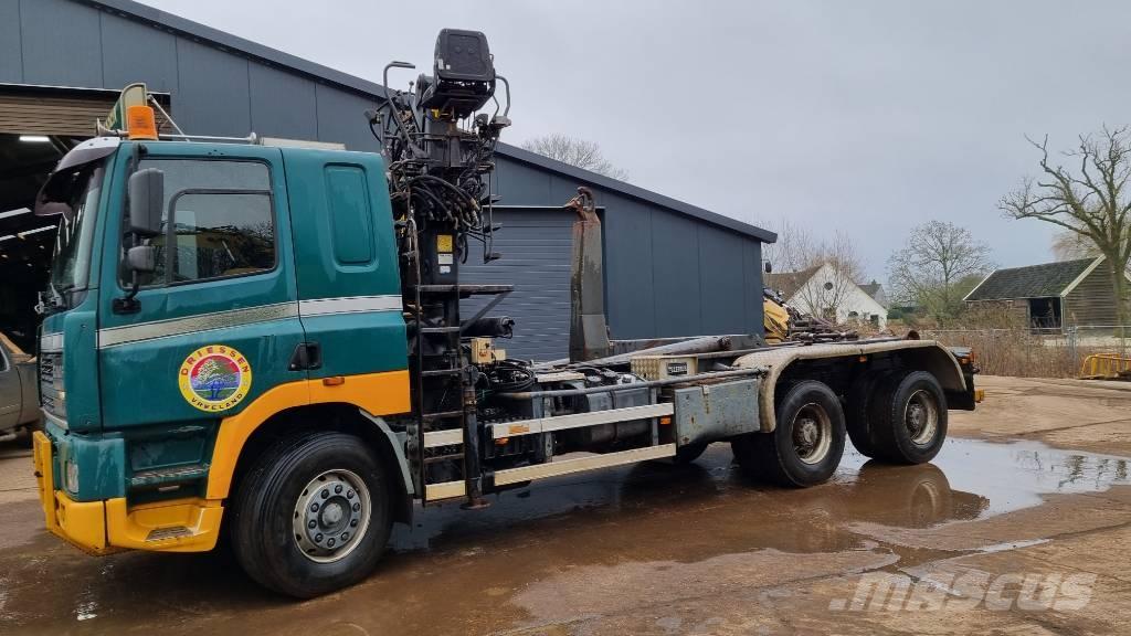 Ginaf M 3232-S Камиони с кран с кука