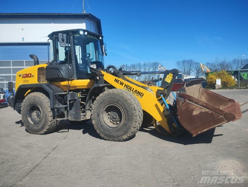 New Holland W130D LR Колесни товарачи