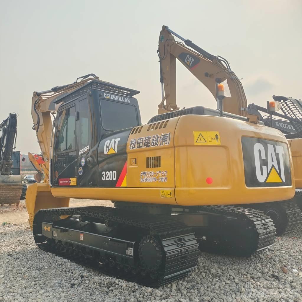 CAT 320 D Верижен екскаватор