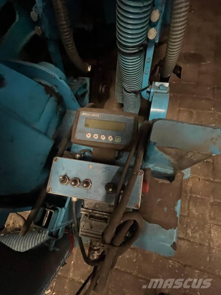 Monosem NG PLUS 12 Машини за прецизно сеене