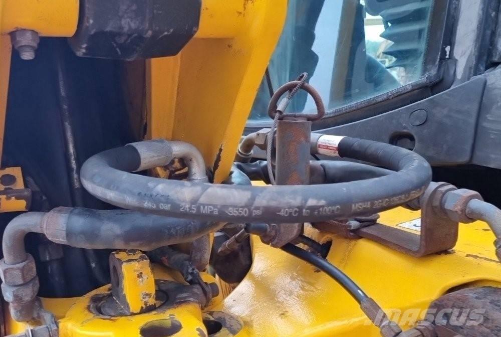 JCB 3CX P21 ECO Товарач със заден ексватор