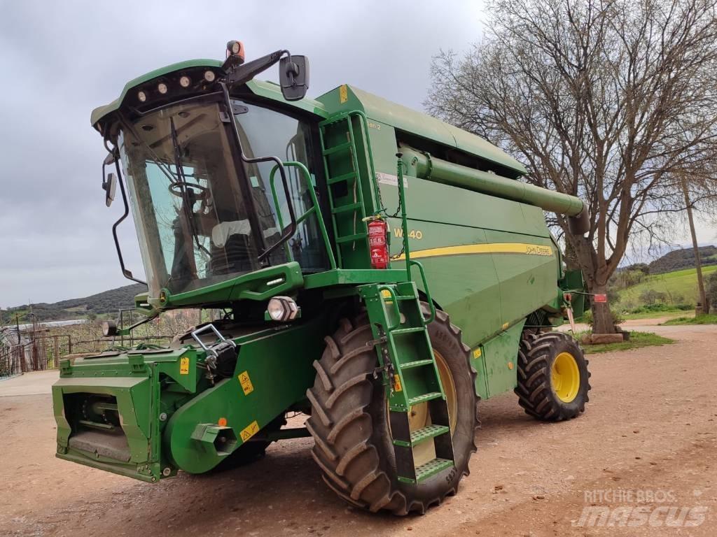 John Deere W 440 Комбайни