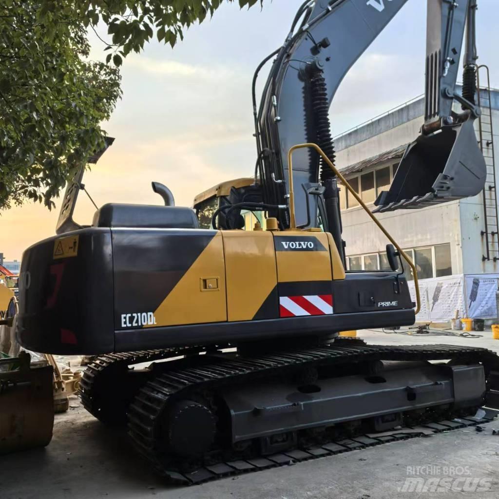 Volvo EC 210 D Средни екскаватори 7т - 12т