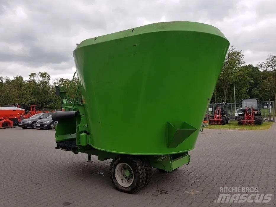  Farezin 13 m 3 Други машини за животновъдство и аксесоари