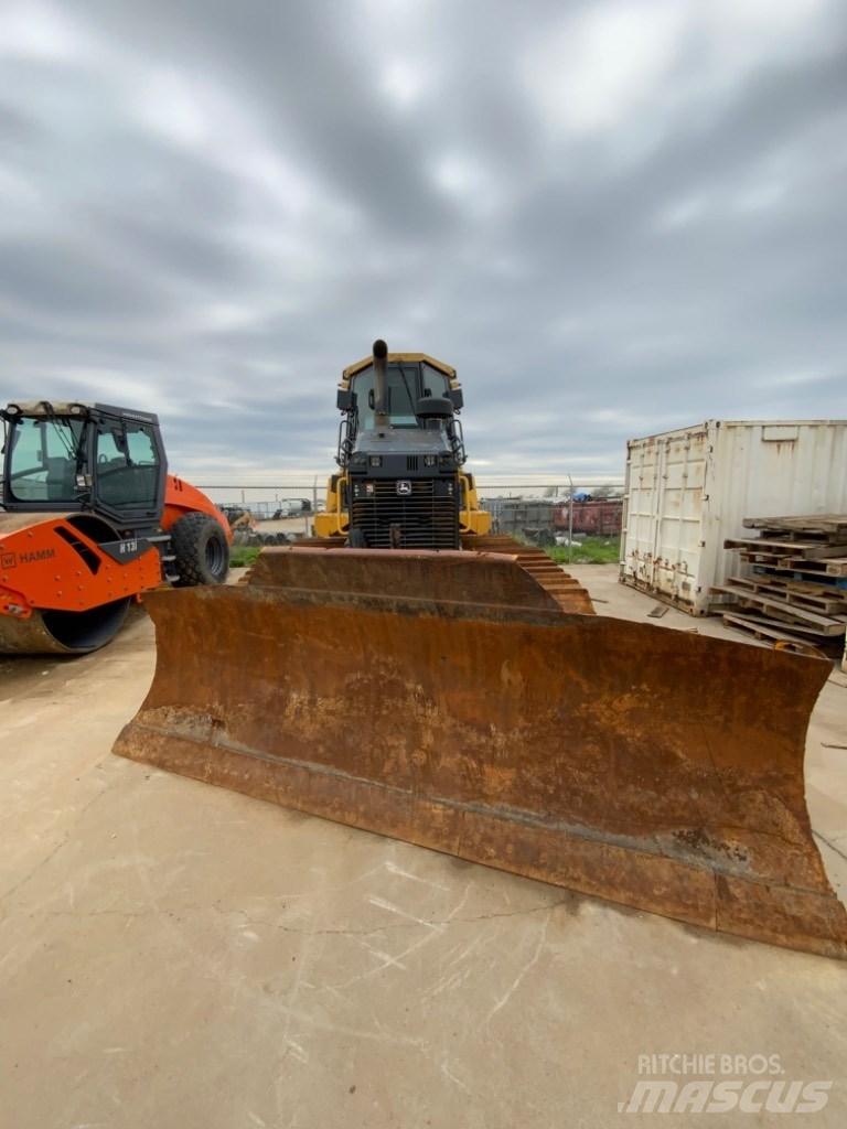 DEERE 750K Верижни булдозери
