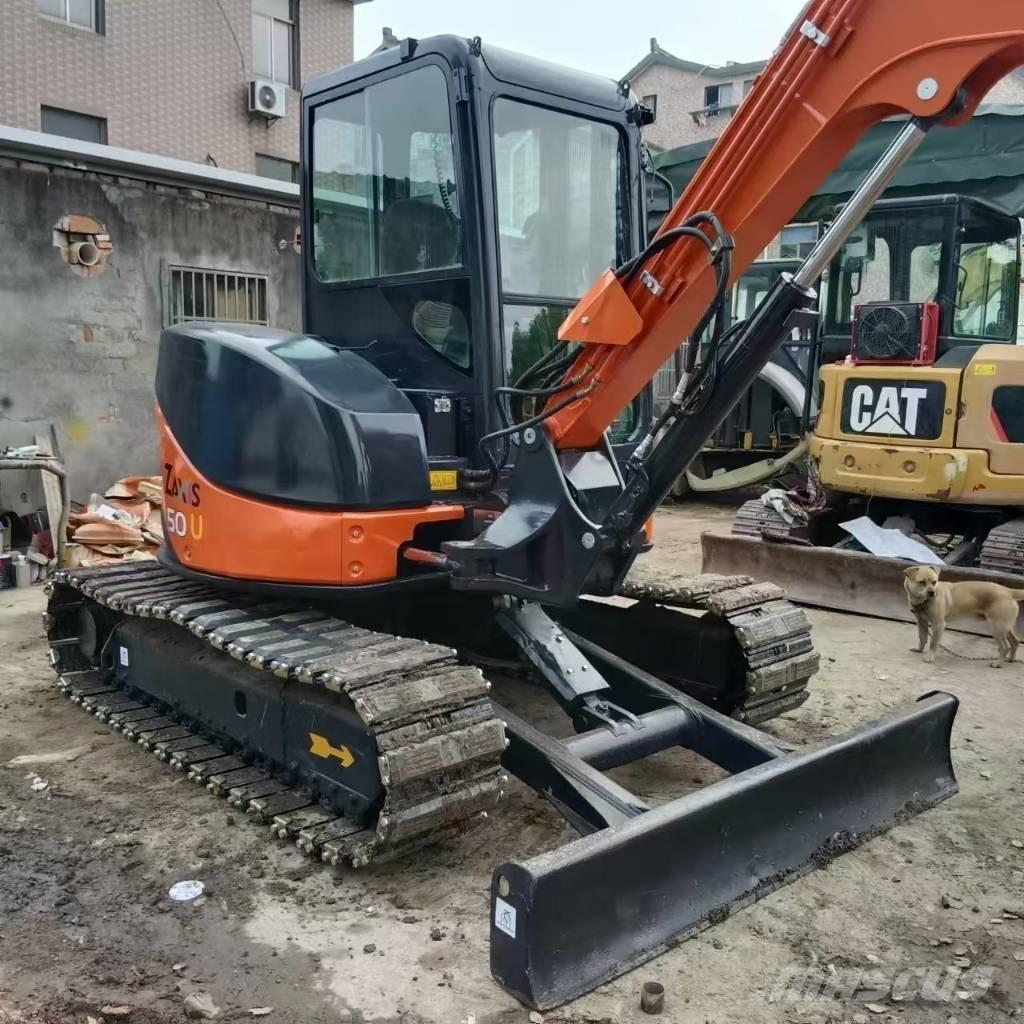 Hitachi ZX 50 U Мини екскаватори < 7 т