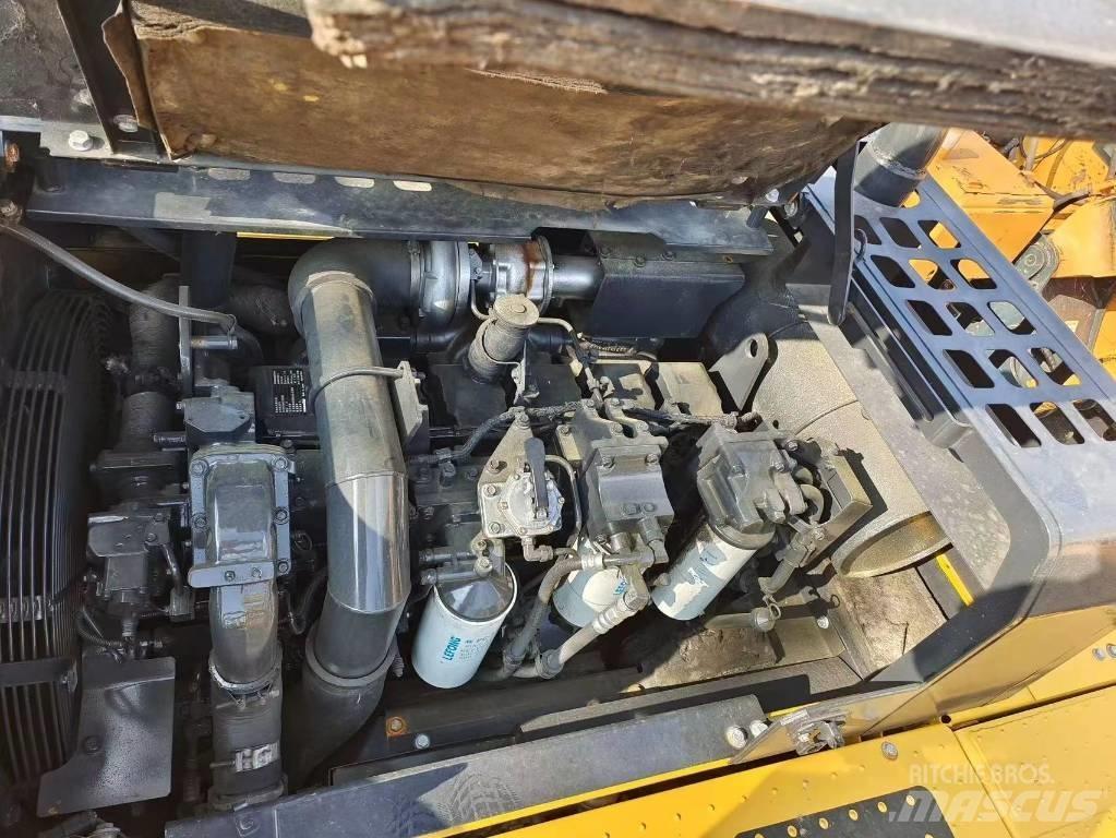 Komatsu PC 400 LC-8 Верижен екскаватор