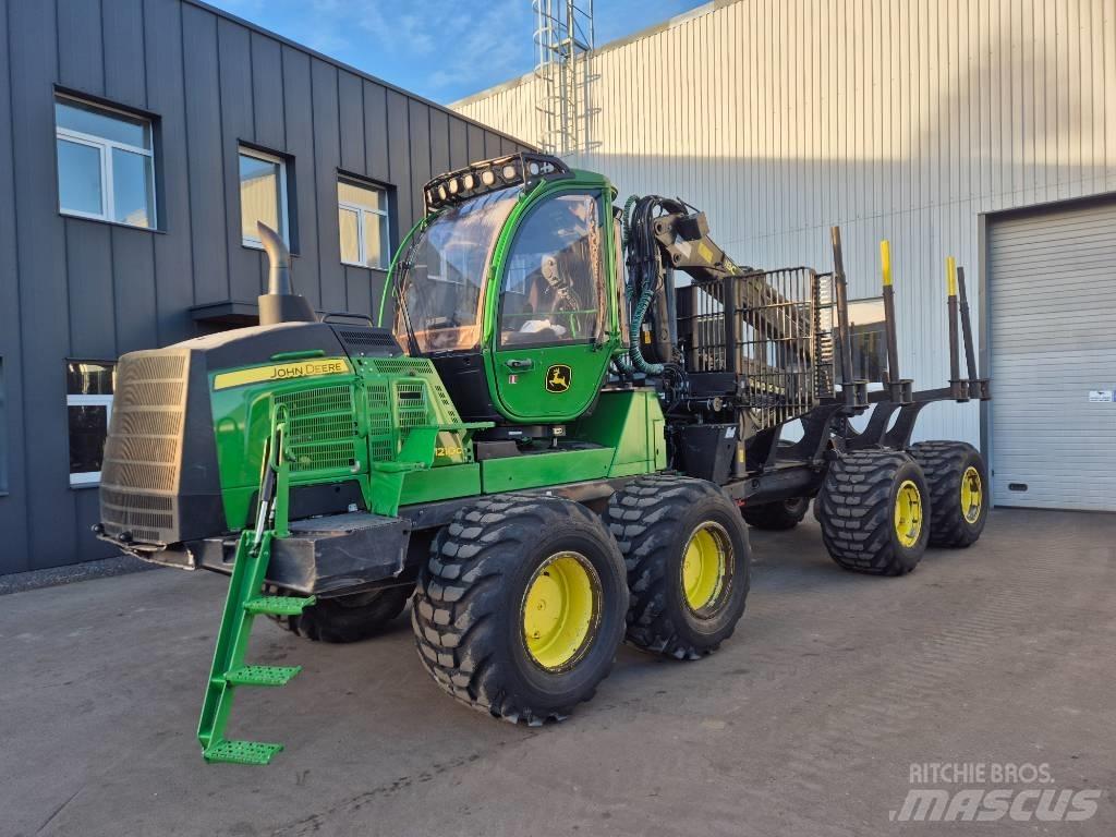 John Deere 1210 G Форуардери