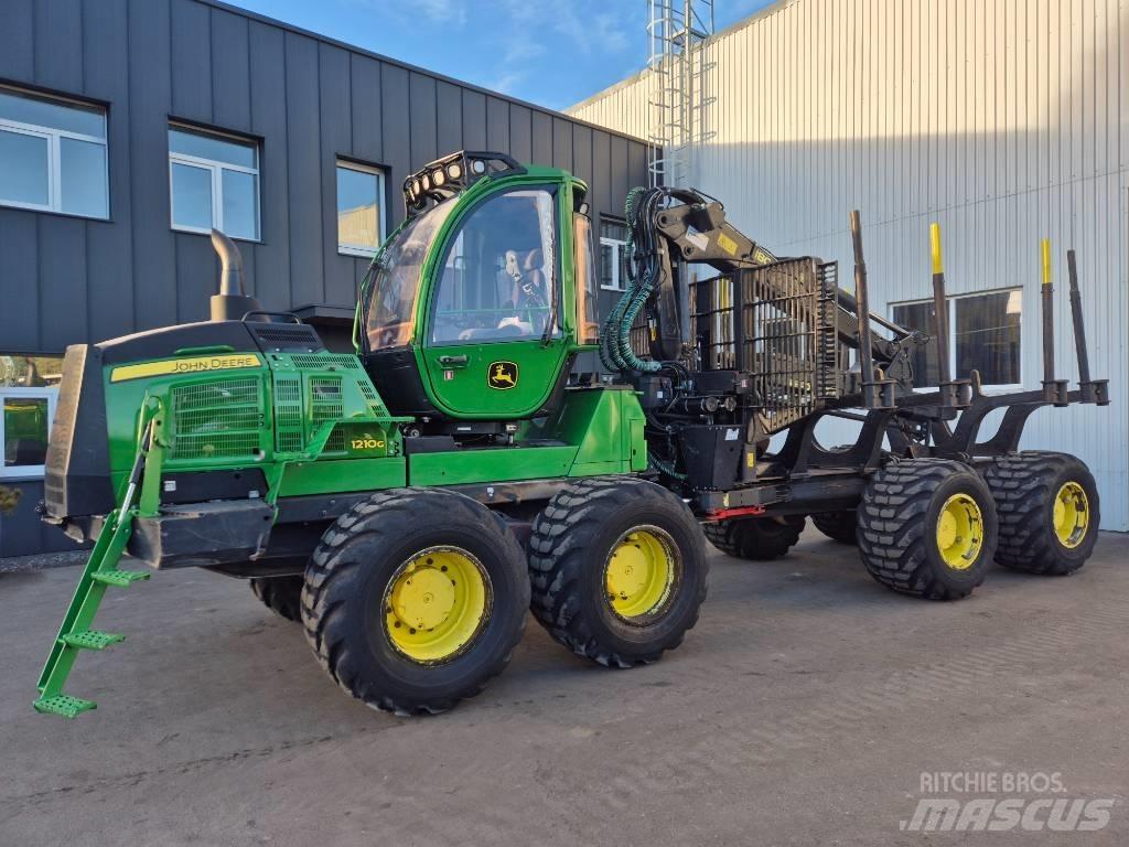 John Deere 1210 G Форуардери
