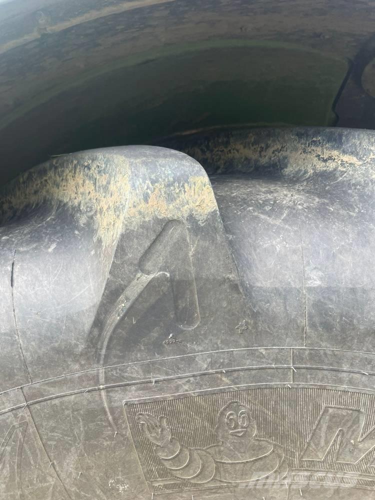 Fendt Vario 516 Gen3 Трактори