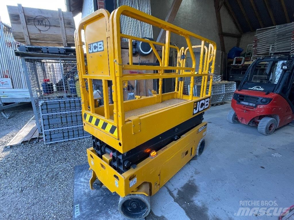 JCB S 2032 E Ножични работни платформи