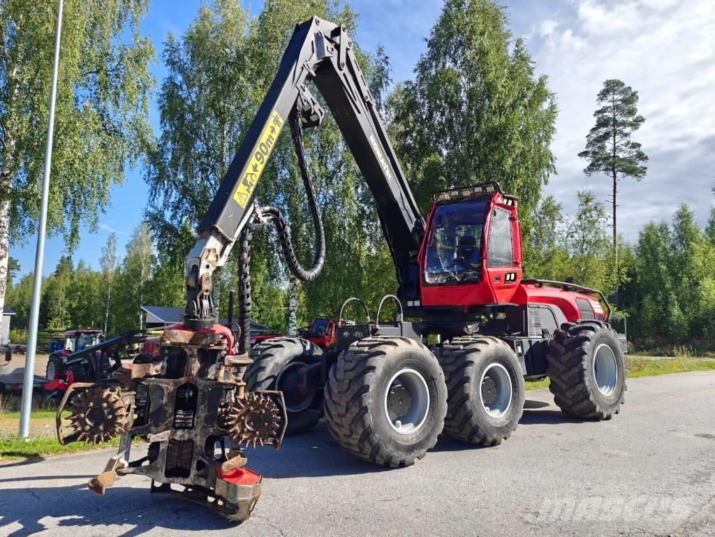 Komatsu 951 Харвестери