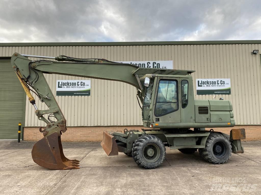 CAT 315M Колесни екскаватори