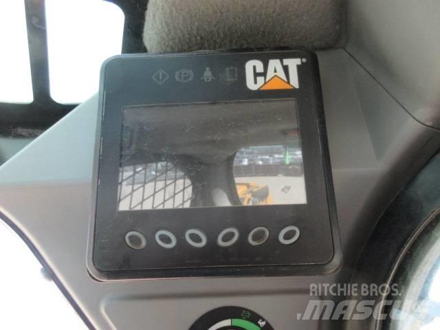 CAT 226 D Мини товарачи
