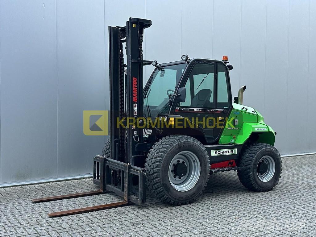 Manitou M30-4 Камиони за херавни местности