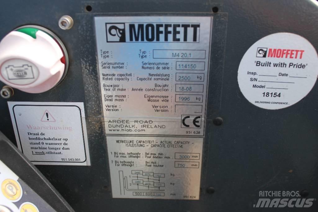 Moffett M4 20.1 Моторизирани високоповдигачи с открити платформи