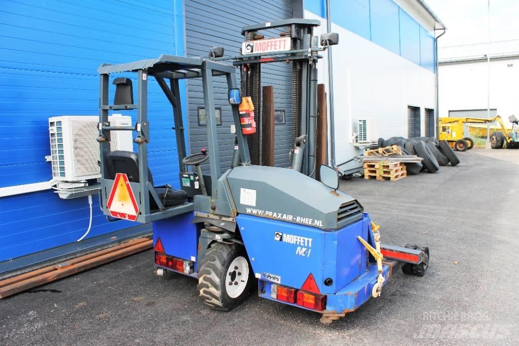 Moffett M4 20.1 Моторизирани високоповдигачи с открити платформи
