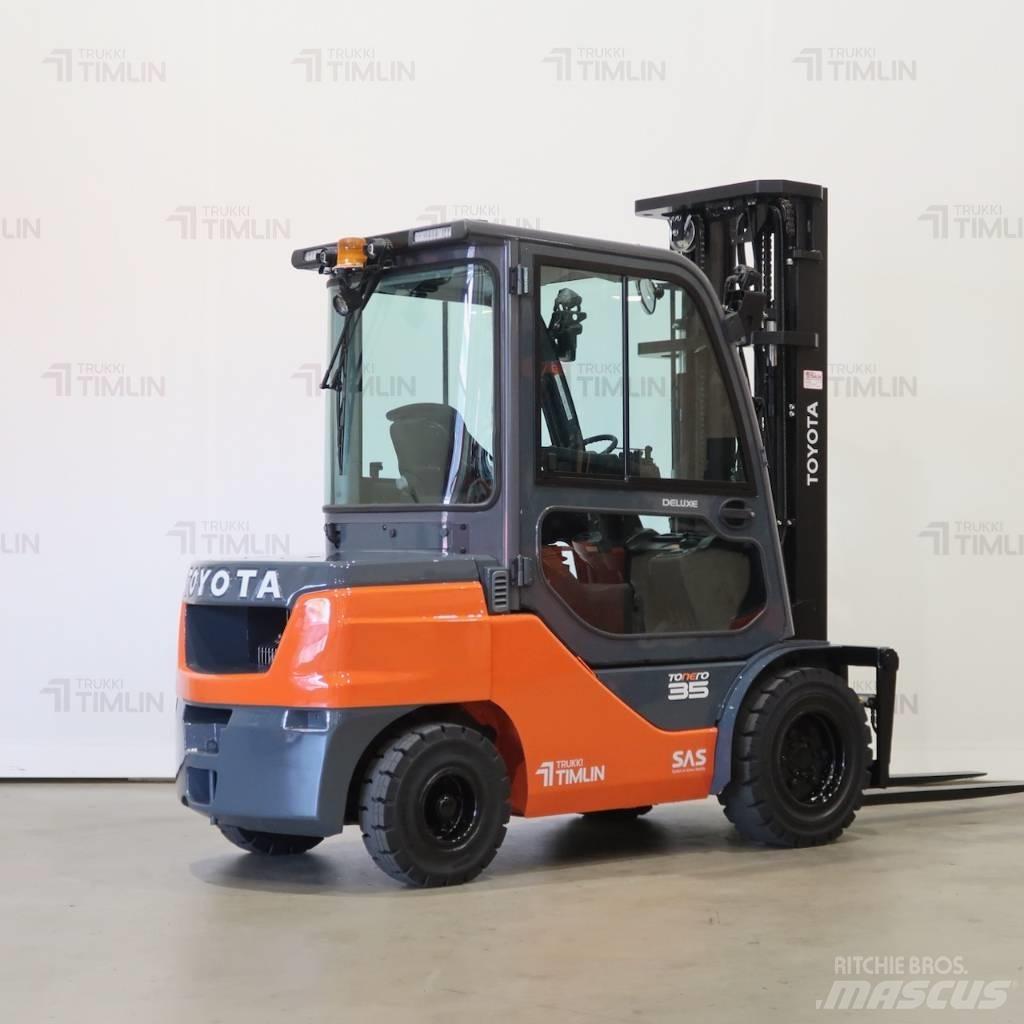 Toyota 02-8FDJF35 Дизелови камиони