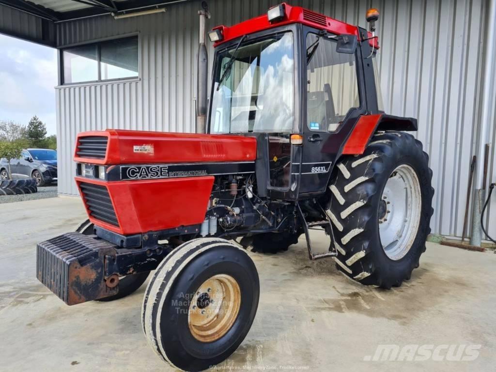 Case IH 856 XL Трактори