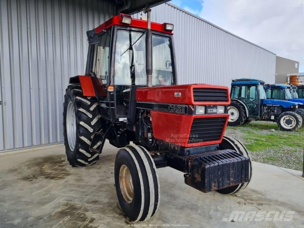 Case IH 856 XL Трактори