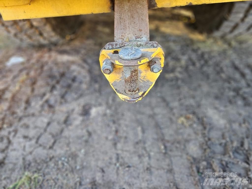 JCB 426 HT Колесни товарачи