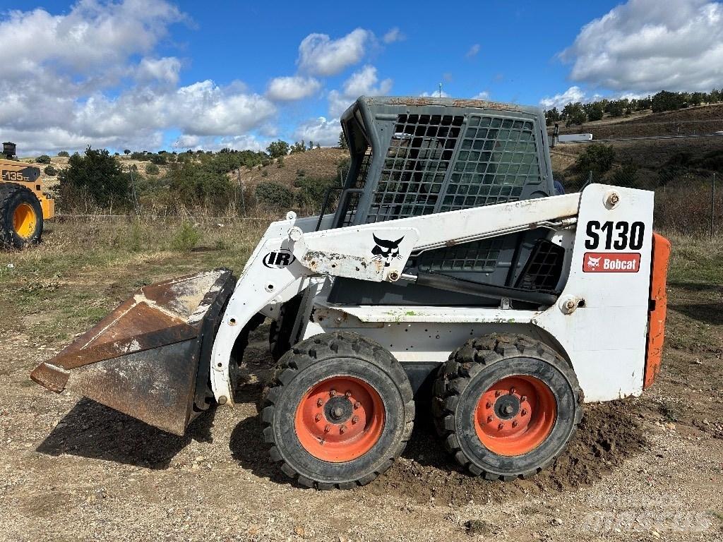Bobcat S 130 Мини товарачи
