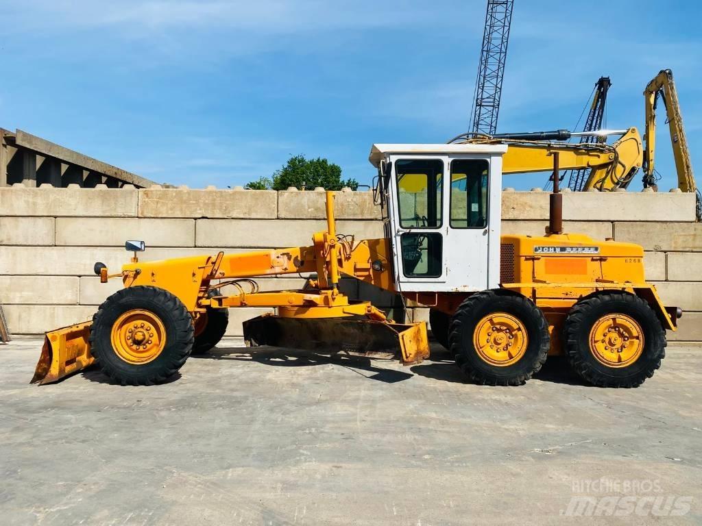 John Deere 570 A Грейдери