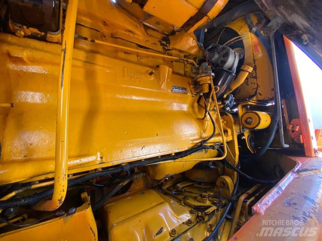 John Deere 570 A Грейдери