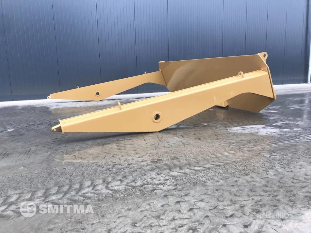 CAT 745 Задни врати
