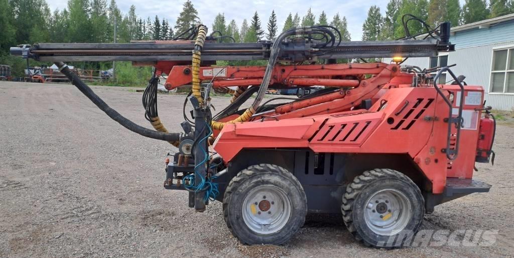 Sandvik DC 121R Апаратура за повърхностна редова сеидба