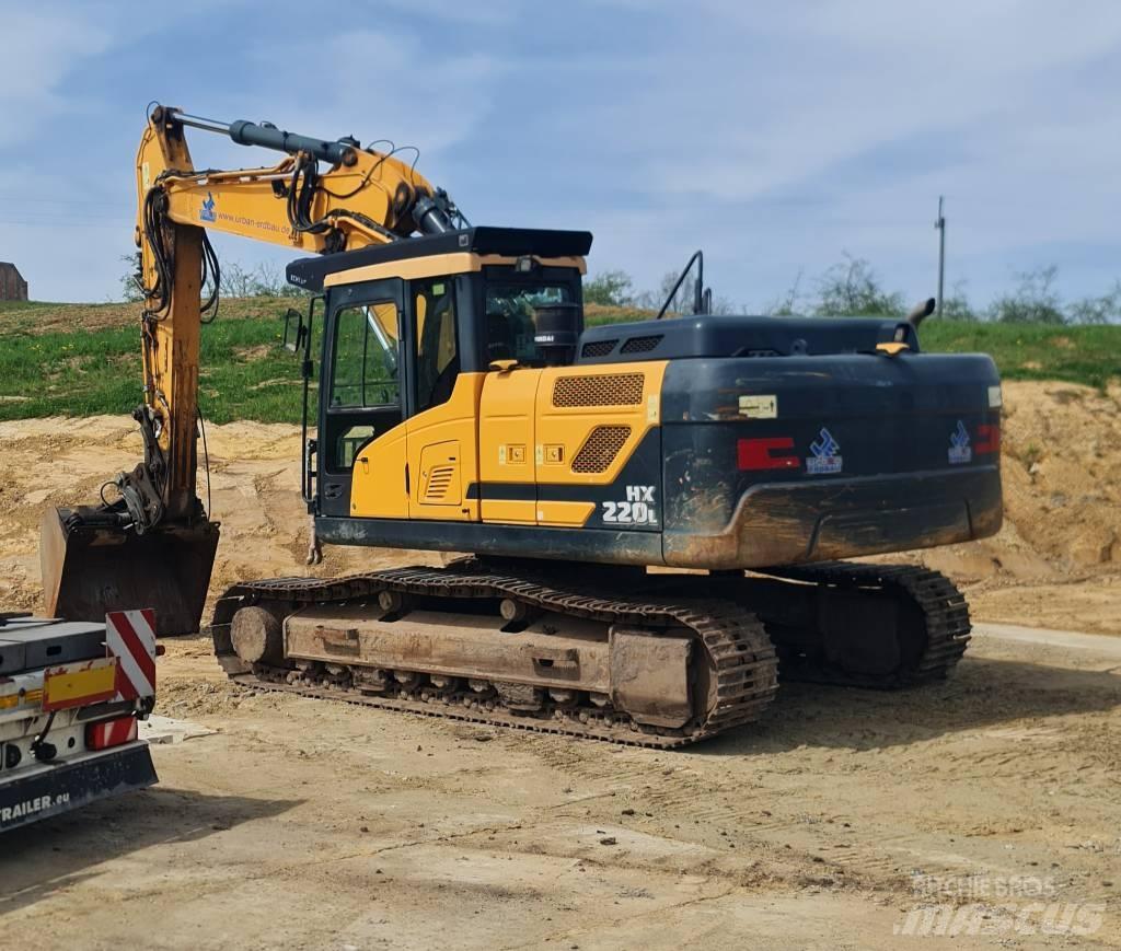 Hyundai HX 220 210 Верижен екскаватор