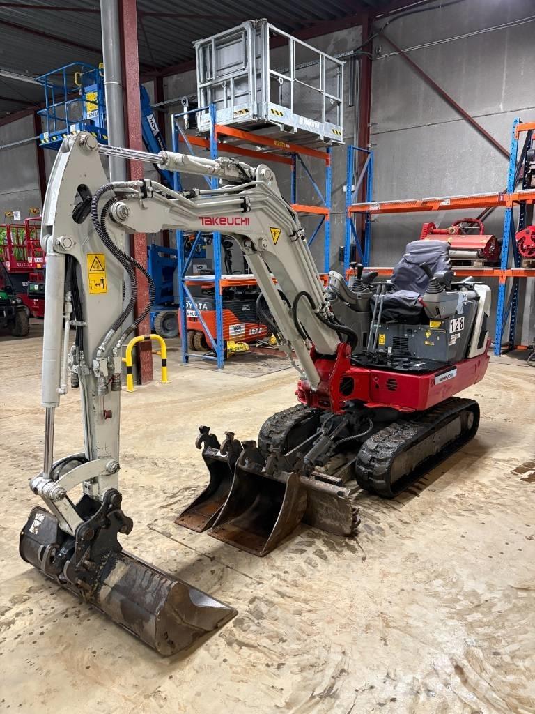 Takeuchi TB 225 Мини екскаватори < 7 т