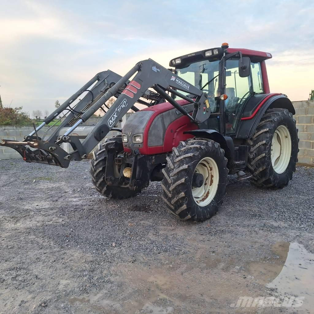 Valtra N 111 E Трактори