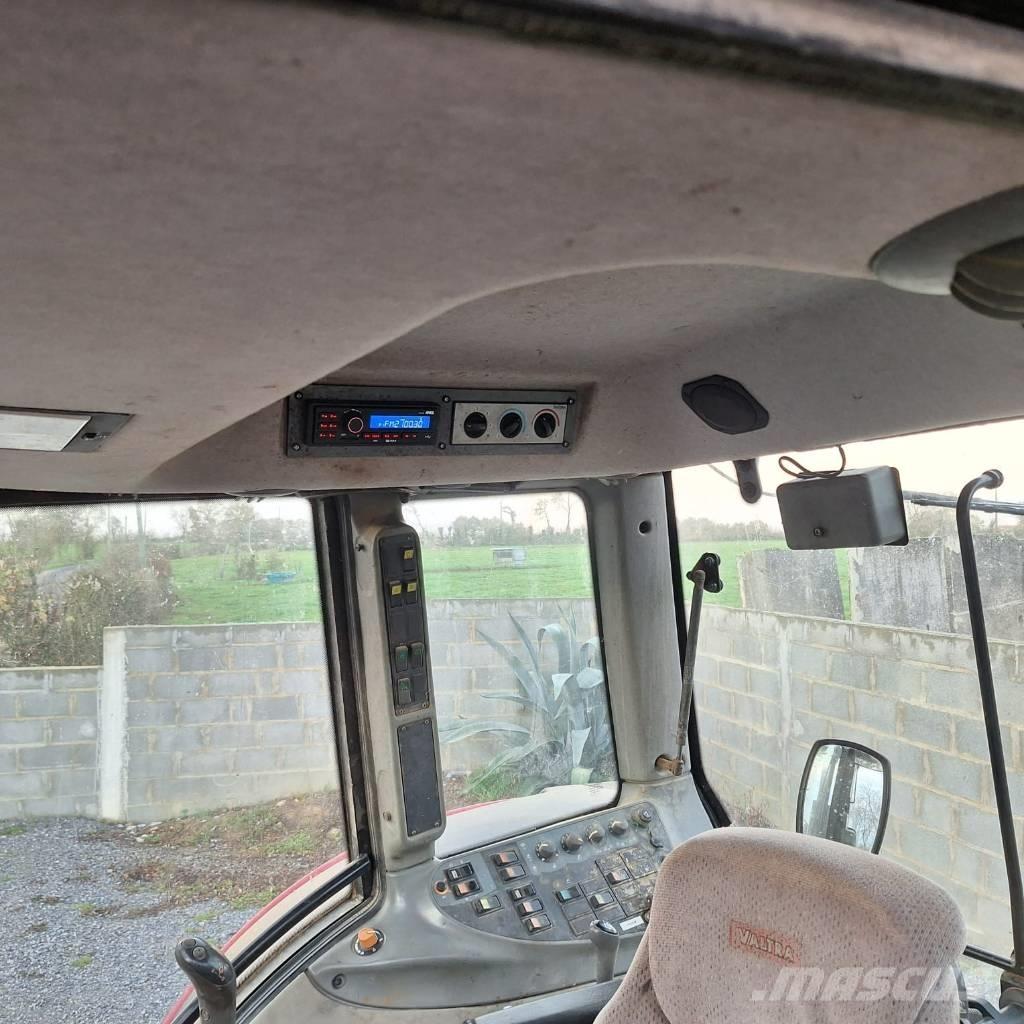 Valtra N 111 E Трактори