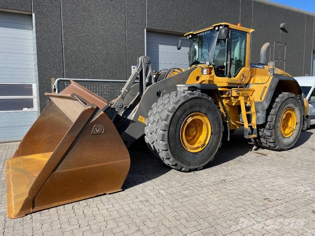 Volvo L220G Колесни товарачи