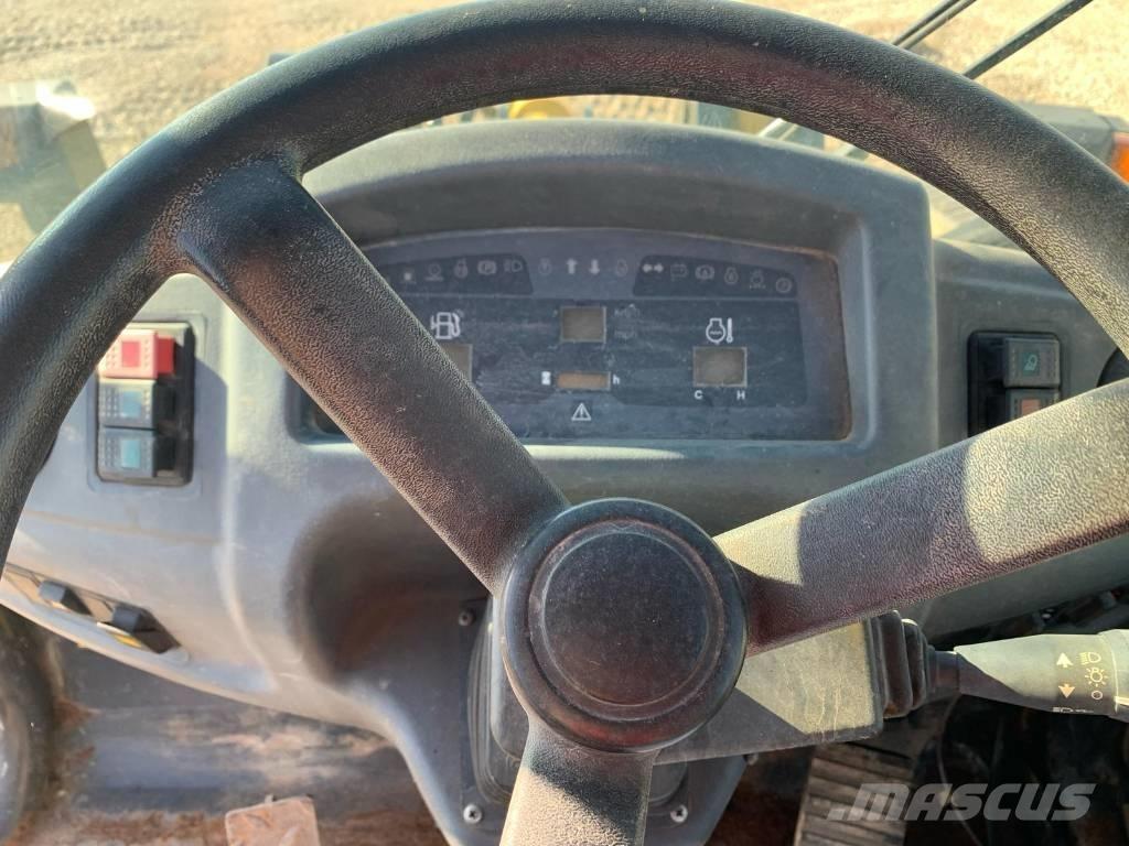 Komatsu WA 90-6 Колесни товарачи