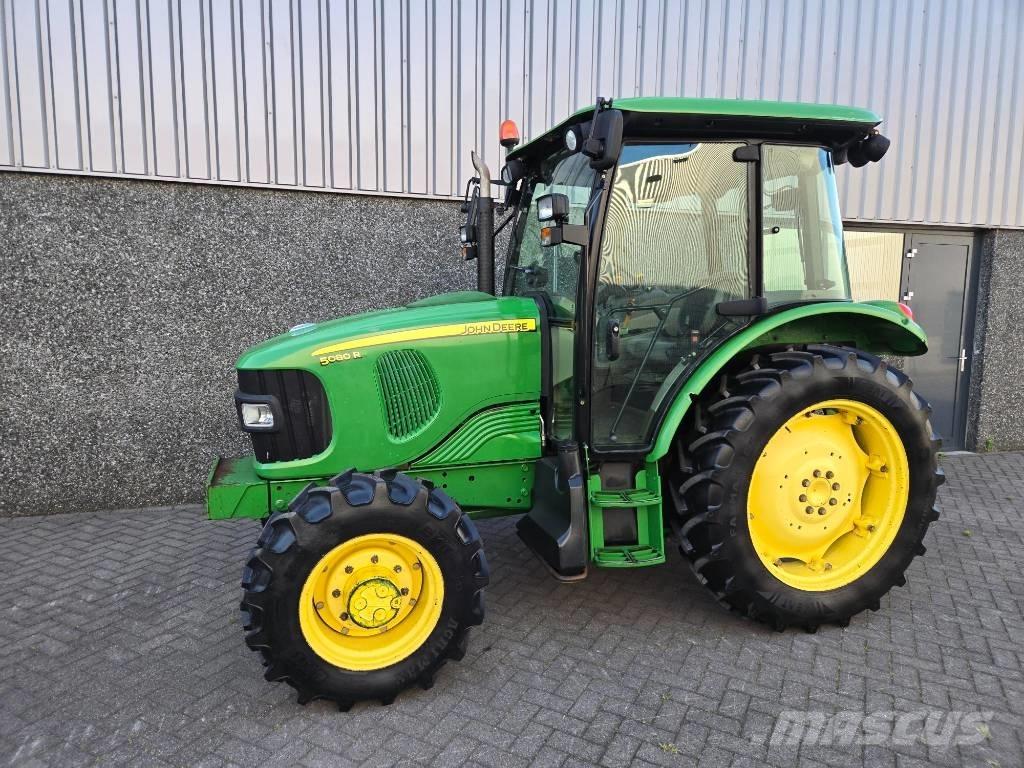 John Deere 5080 R Трактори