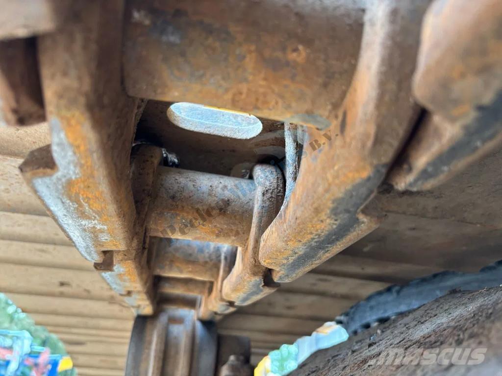 JCB 260 LC Верижен екскаватор