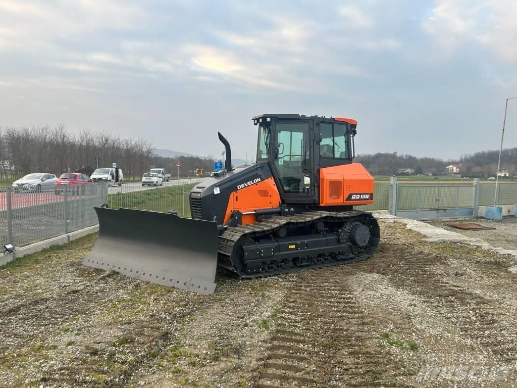 Develon DD 130 Верижни булдозери
