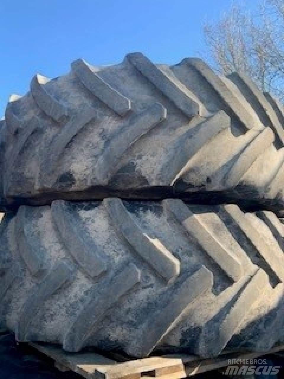 Mitas 680/80R42 Колелета/Гуми