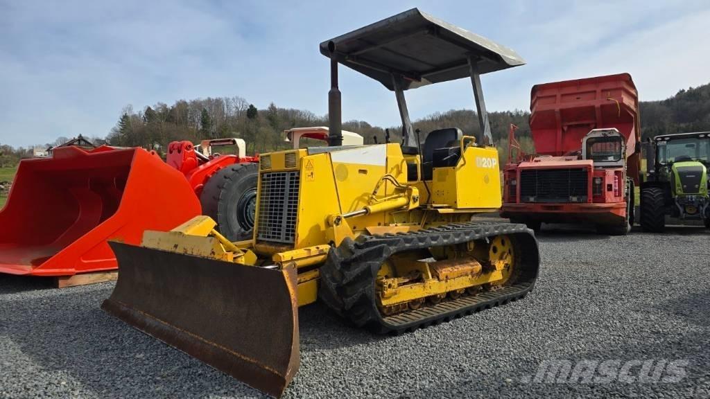 Komatsu D20P-7 Верижни булдозери
