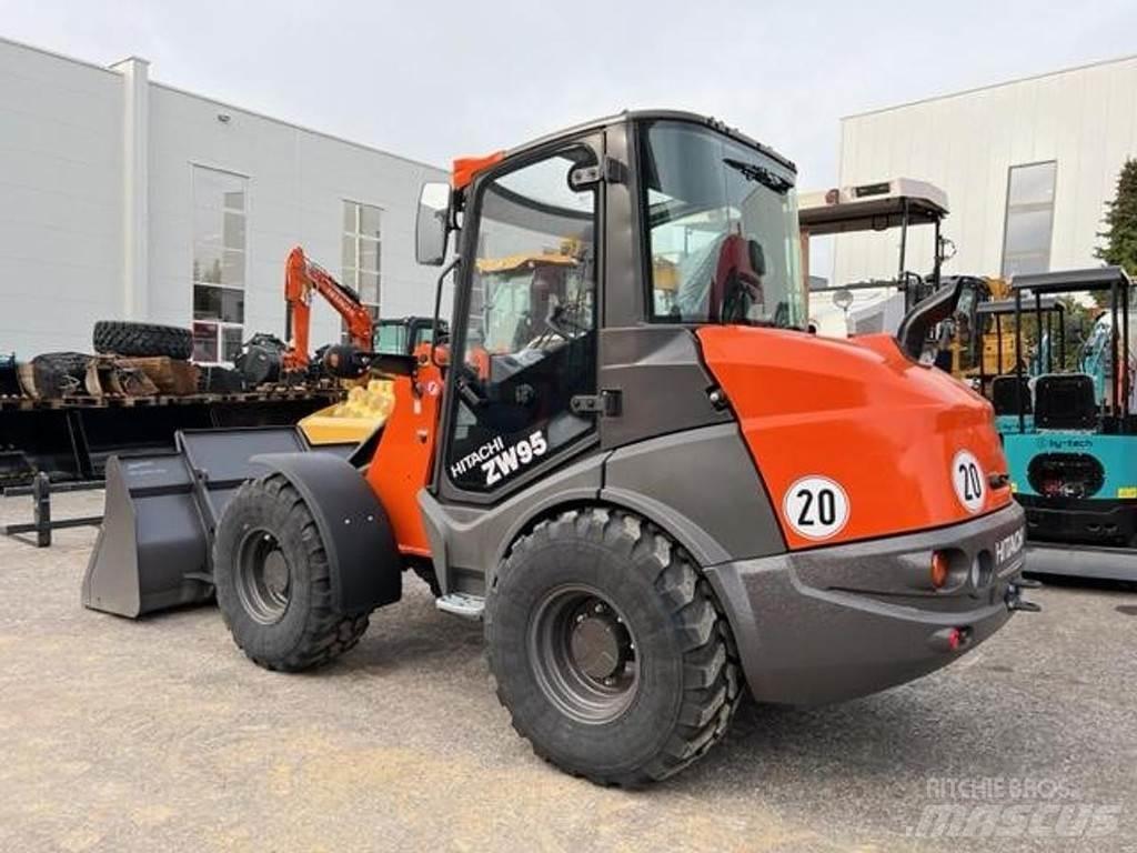 Hitachi ZW95-6C Колесни товарачи