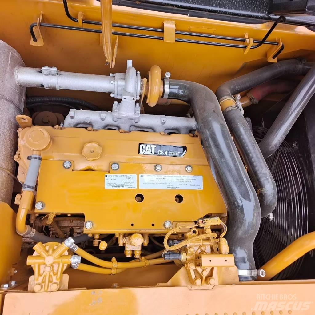 CAT 320 D2 L Верижен екскаватор