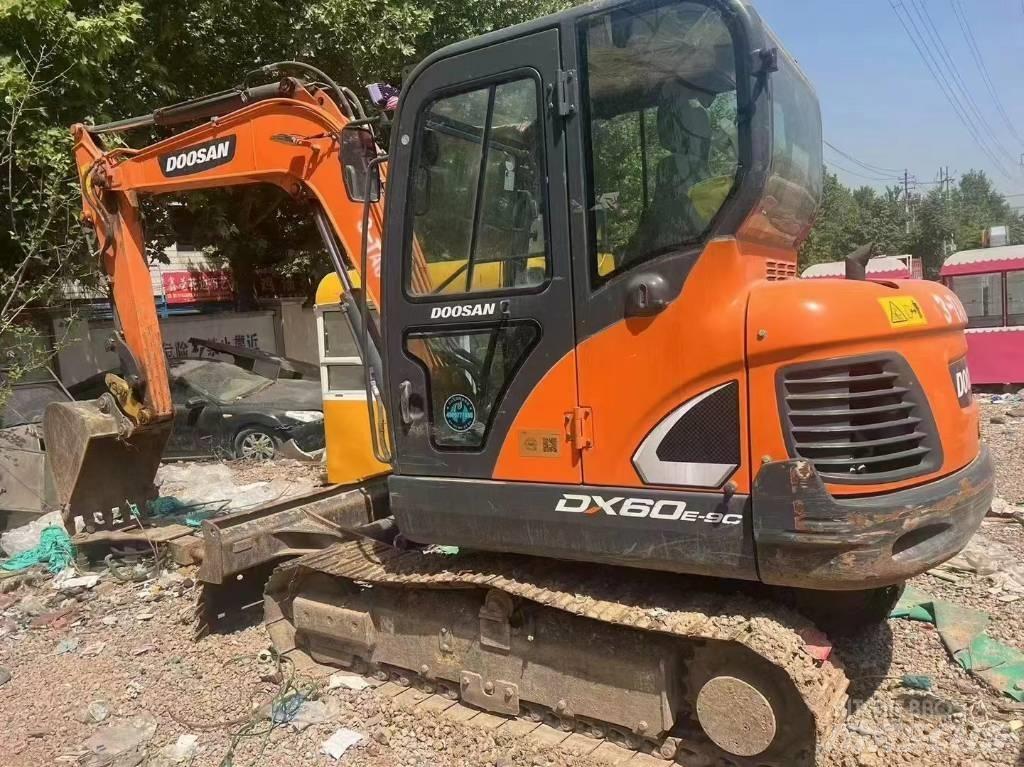 Doosan DX 60 Мини екскаватори < 7 т