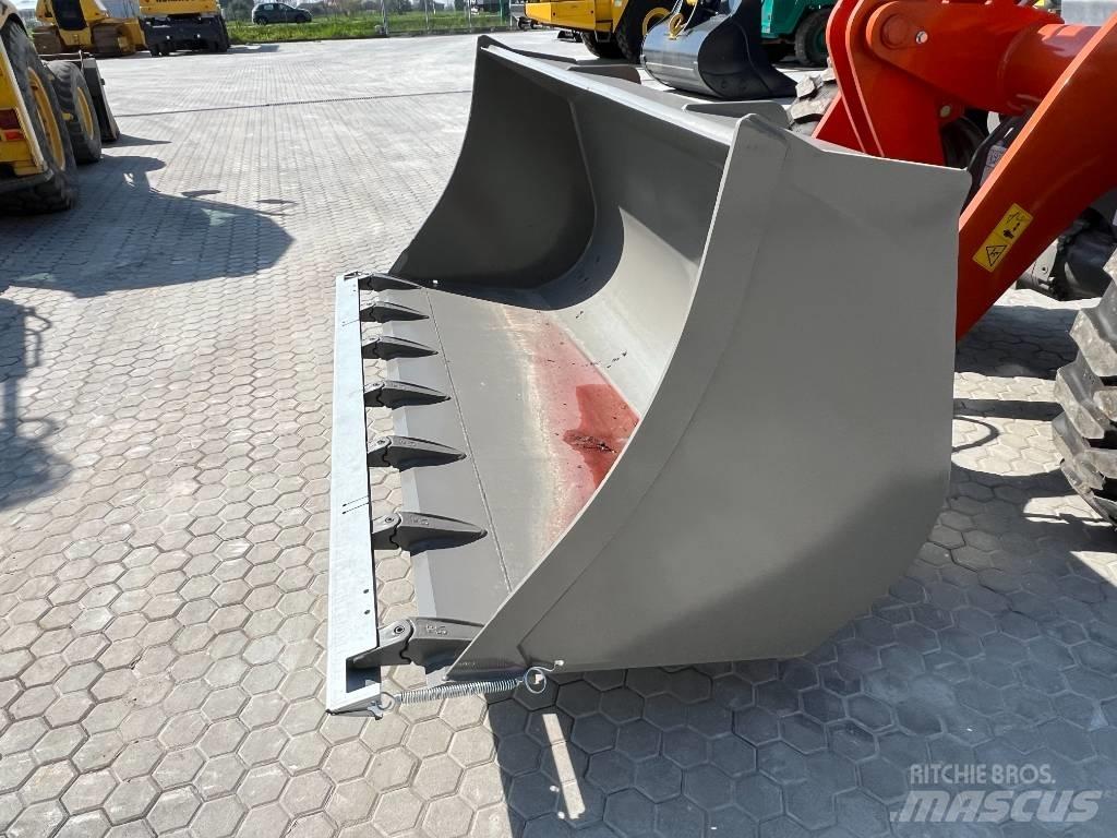 Weycor AR560 Колесни товарачи