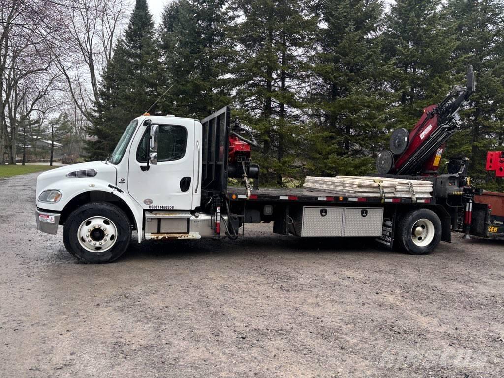 Freightliner M2-106 Верижни кранове
