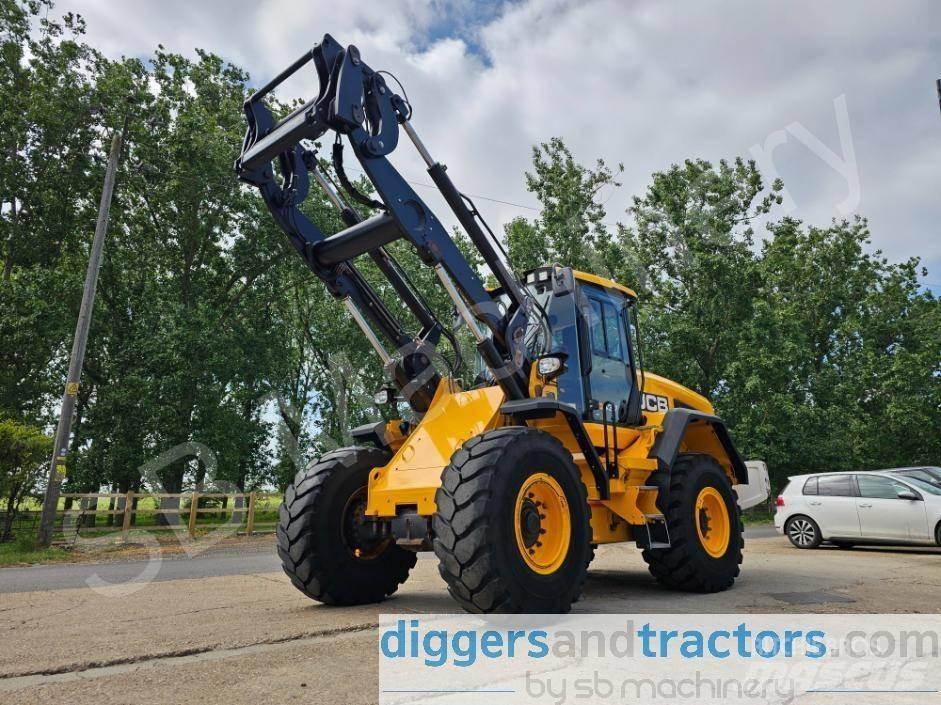 JCB 437 S5 HT Колесни товарачи