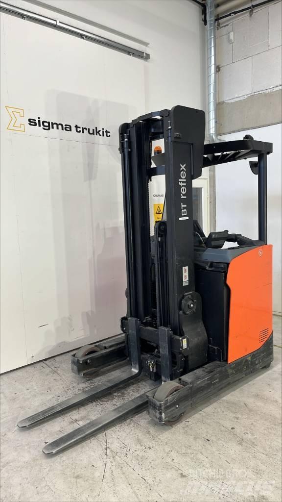BT RR E 140 H Ретрак/ Високоповдигач с изместване на вилката напред